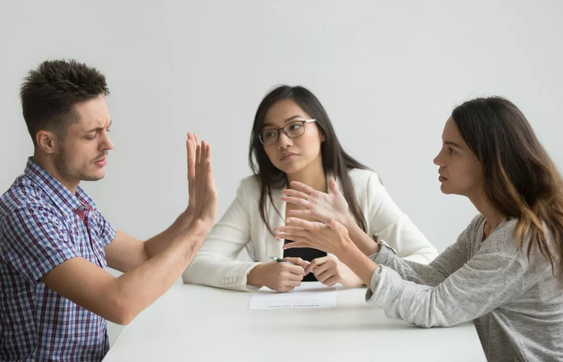 Image of couple arguing in family mediation Barnstaple